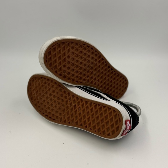 Vans black and white old skool women’s size 6 - Picture 2 of 6